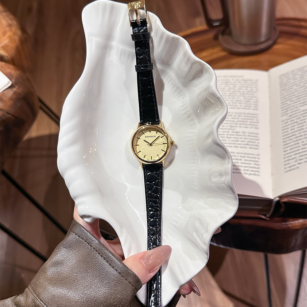 Nouvelle montre à quartz vinta - Luxury Watch Gold And Black avis et prix